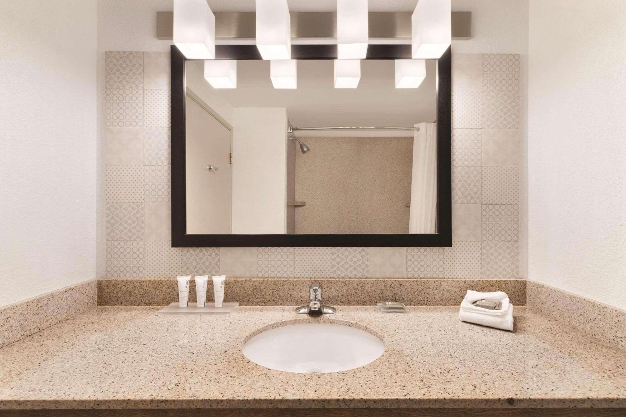 Country Inn & Suites By Radisson, Boone, Nc 외부 사진